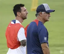 梅西一脚惊喜进球