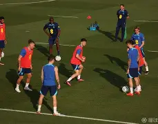 梅西一脚惊喜进球