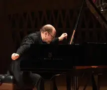 平博-切沃主场在哪里