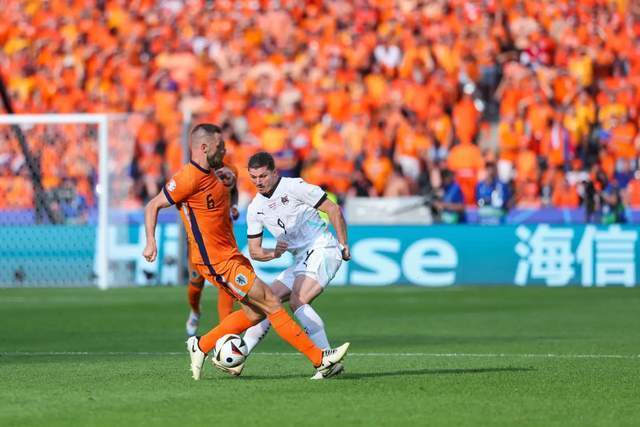 荷兰国家队对标